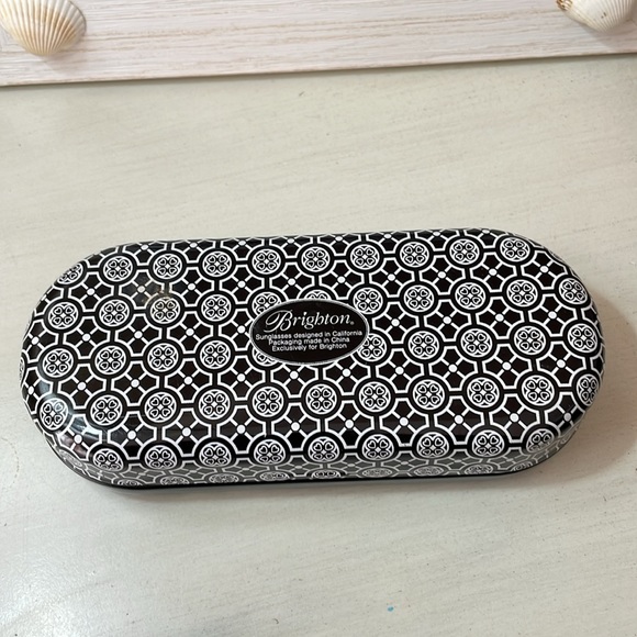 Brighton eyeglasses case metal - Picture 7 of 7